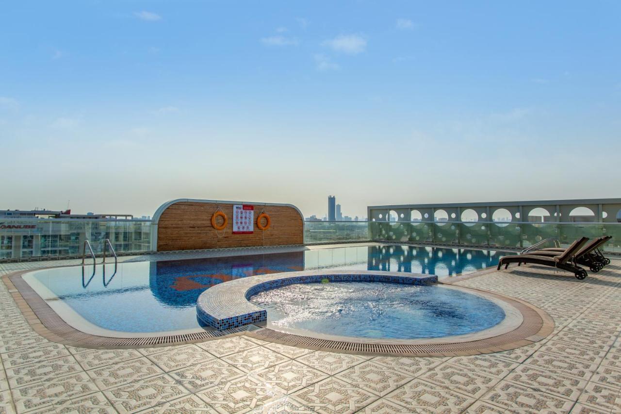 Live Modern Live Luxury - Dubai Studio City Apartment Exterior photo